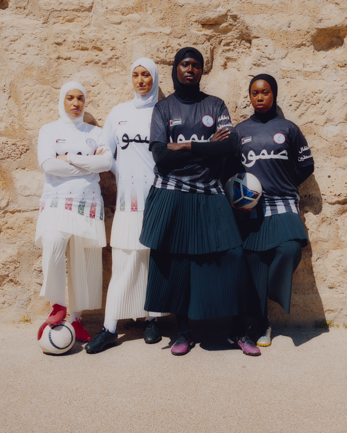 COLLECTIF LES 'HIJABEUSES'